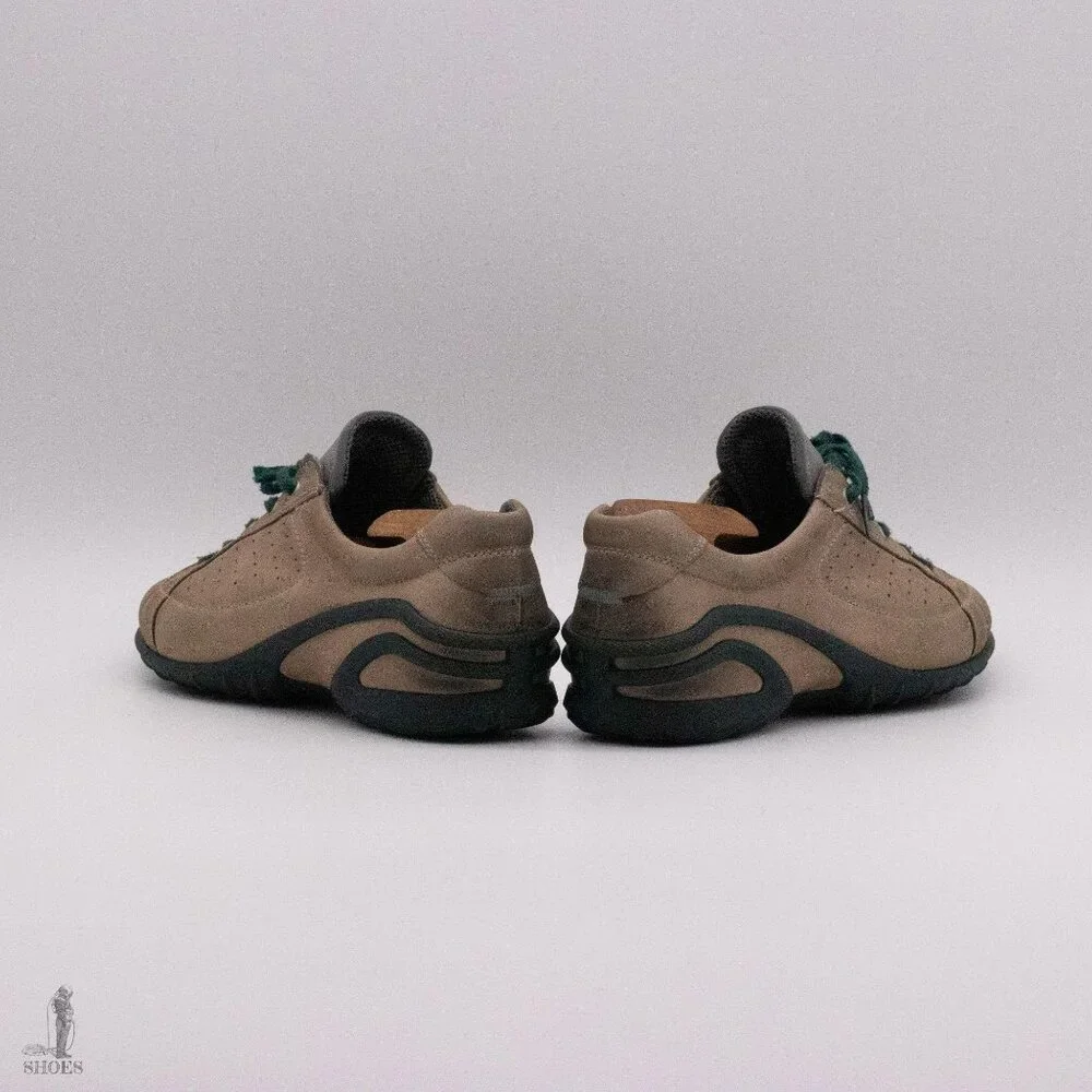 Ecco Minimalist Sneakers with Reflective Tongue Womens size 8-8.5 EU 39 - Picture 6 of 11